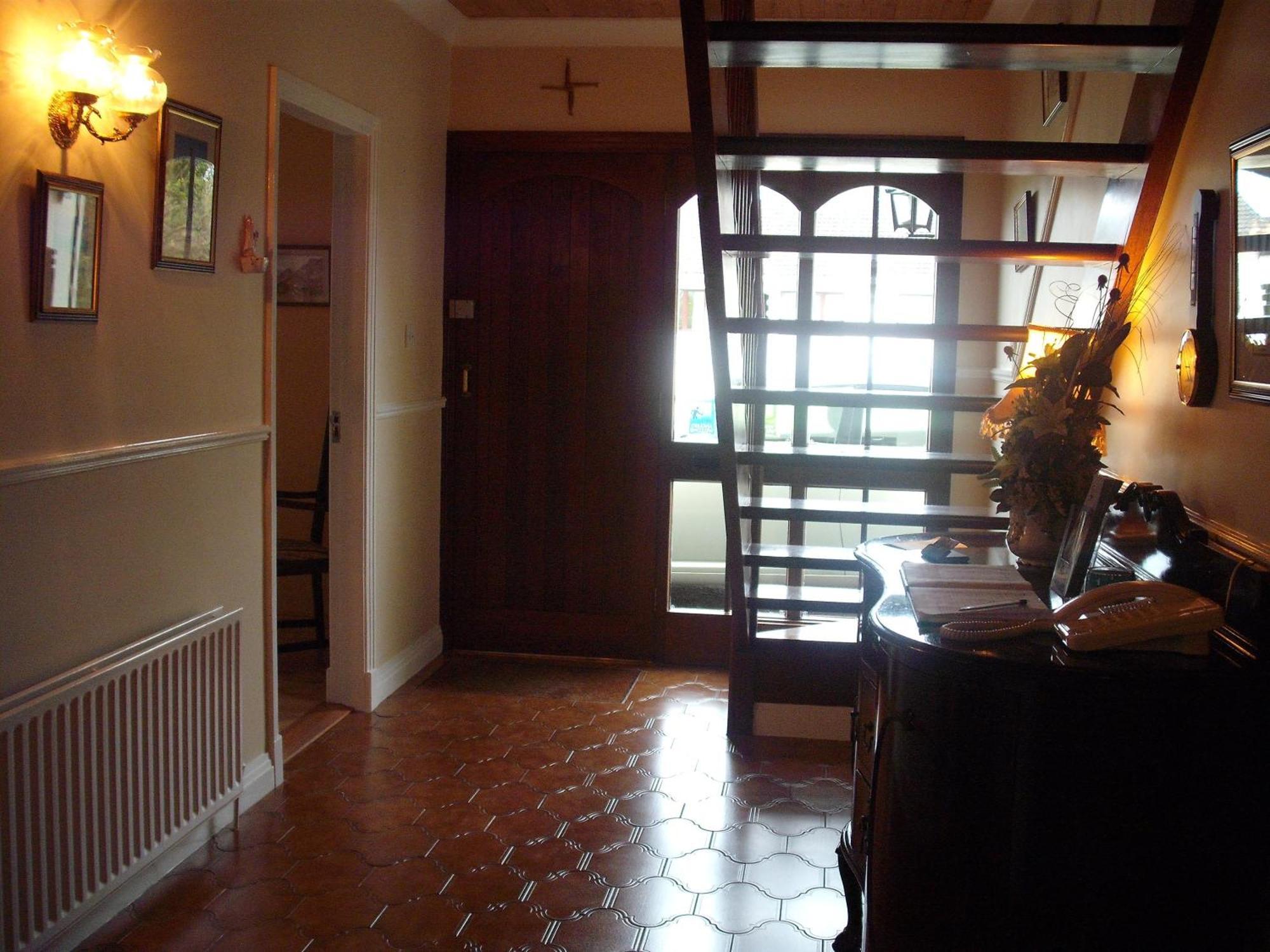 Maryville Bed And Breakfast Nenagh Eksteriør bilde